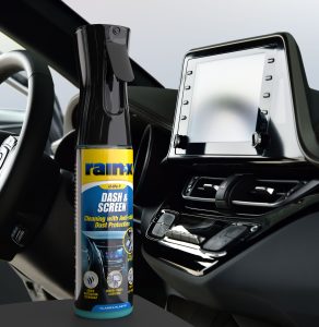 Dash & screen cleaner and protectant rainx in car